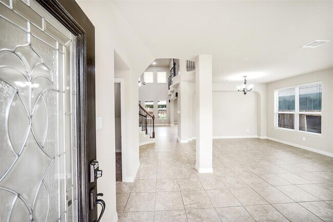 Foto del edificio - 16815 Violet Trace Ct