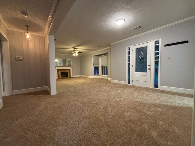 Building Photo - 293 Etheridge Rd