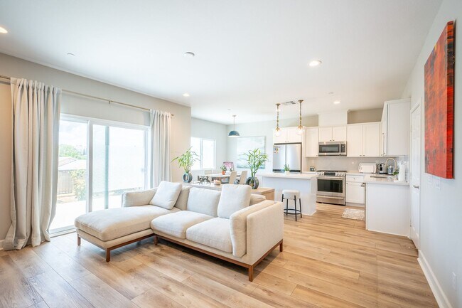 Foto del edificio - Lovely Home in Chino Valley Unified School...