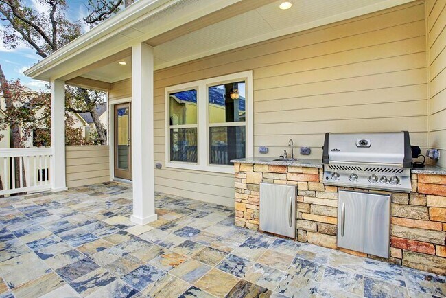 Photo - 1517 Hatcher Spring Ln House