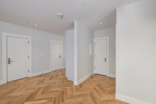 Foto del edificio - 17 A Forest St