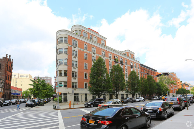Building Photo - Rosa Parks Condominium