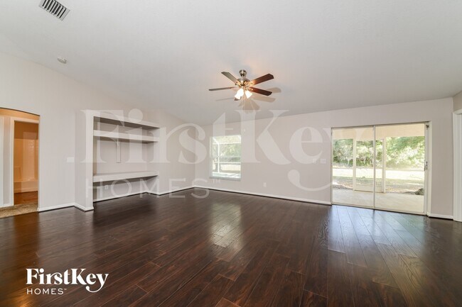 Building Photo - 3596 Monfero Ave