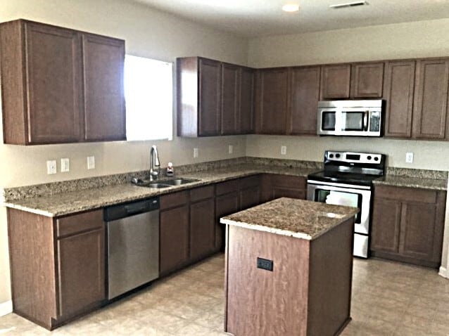 Foto del edificio - 8921 Gray Willow Rd