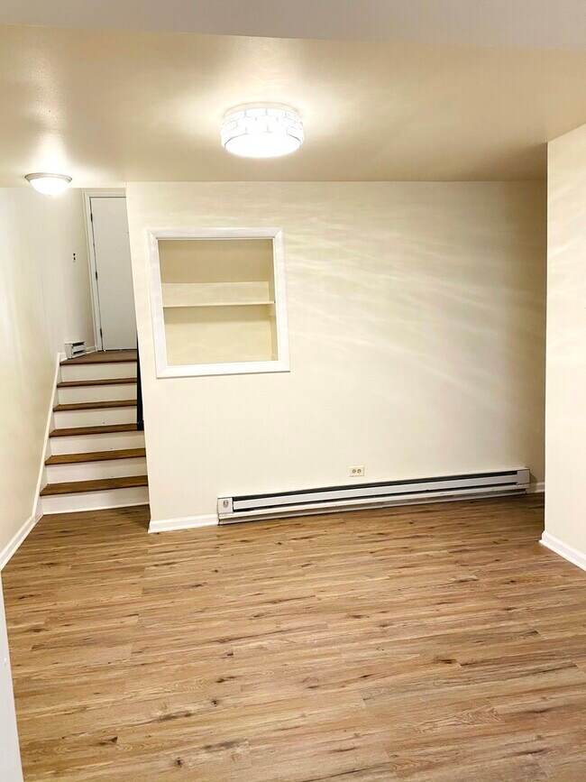 Building Photo - 1162 Osterman Ave