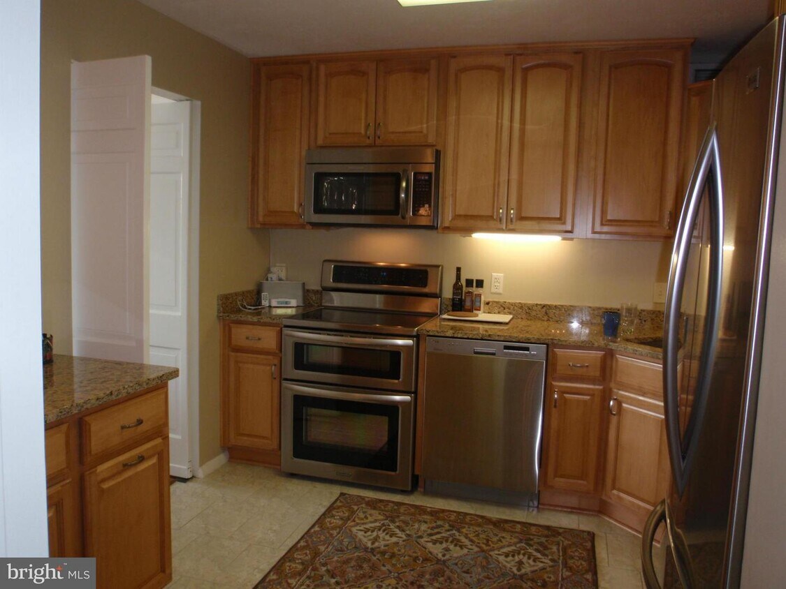 6800 Fleetwood Rd Unit 1223, McLean, VA 22101 Condo for Rent in McLean, VA