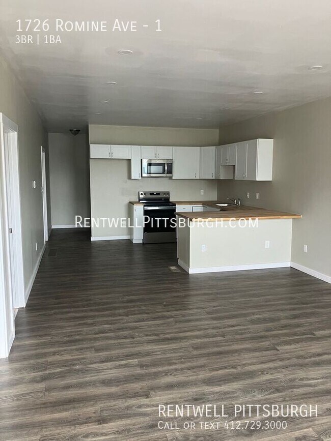 Building Photo - 1726 Romine Ave