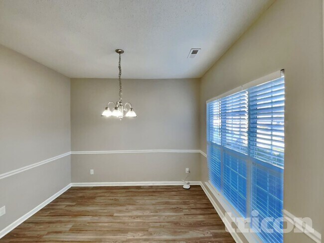 Foto del edificio - 24 Pilot Ridge Ct