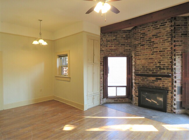 Foto del edificio - 511 E 7th St