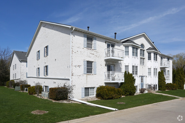 Building Photo - 3 Stortz Drive