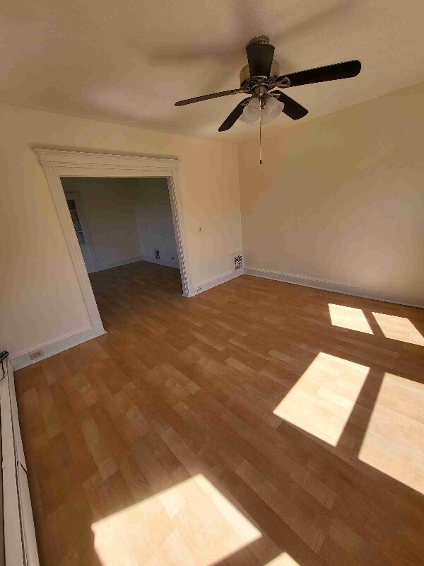 70 Freeman St Unit 2nd, Hartford, CT 06114 Room for Rent in Hartford