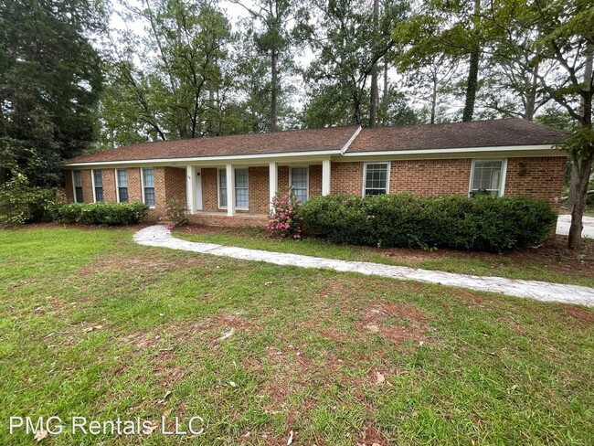 Foto del edificio - 3 br, 2 bath House - 109 Oak Hollow