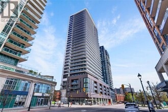 Building Photo - 2075 Lakeshore Rd.