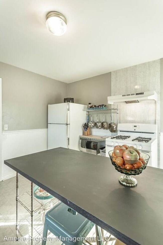 Building Photo - 3 br, 1.5 bath House - 3700 Altamira Dr