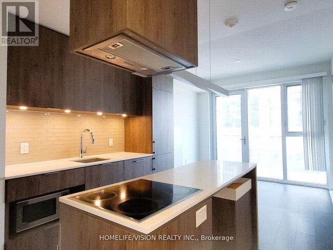 Photo du bâtiment - 15 Lower Jarvis St