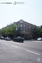 Building Photo - 6357 N Lakewood Ave
