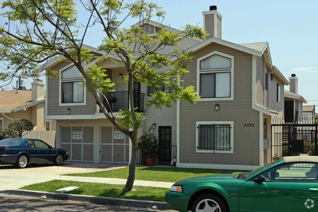 Building Photo - 4355 McClintock St