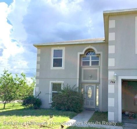 Foto del edificio - 4 br, 2 bath House - 744 Paris Dr