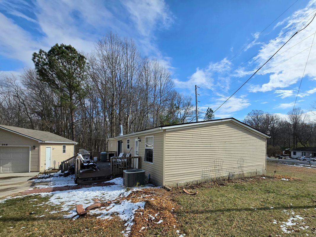 Building Photo - 258 Dartmoor Dr