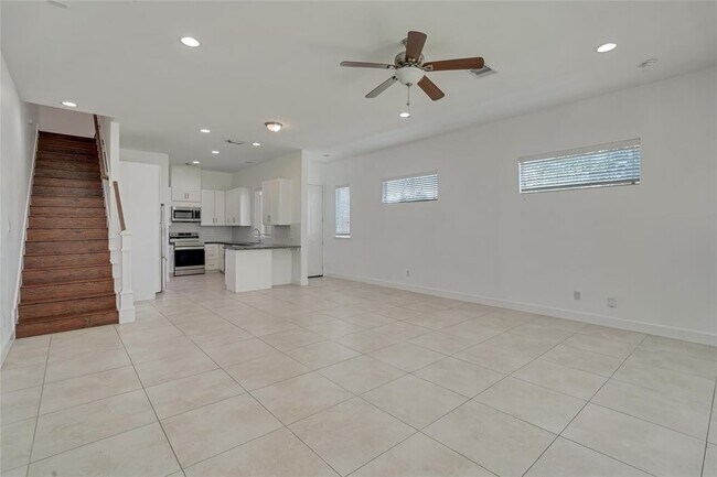 Foto del edificio - 2707 Hardy St