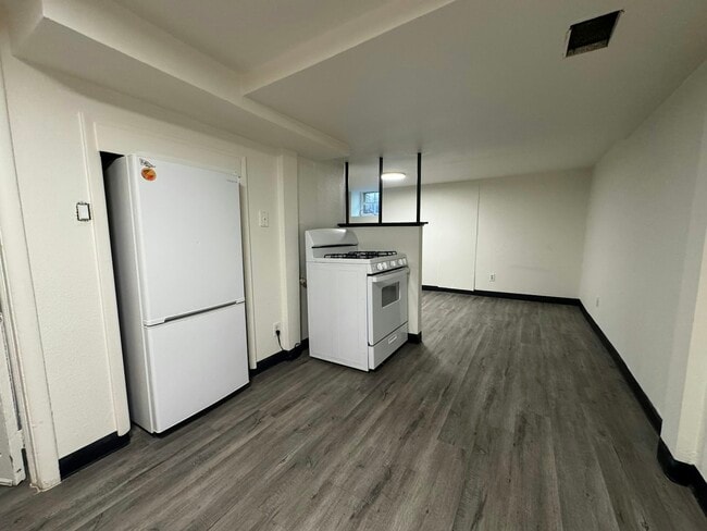 Foto del edificio - 1213 Quincy St