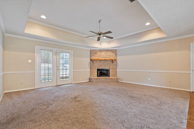 Building Photo - BEAUTIFUL HOME IN GREAT LOCATION!