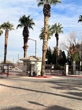 Building Photo - 1500 Cardinal Peak Ln