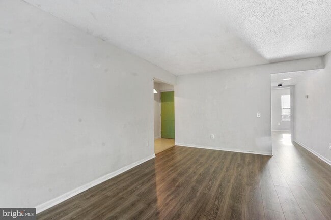Building Photo - 9240 Caspian Way