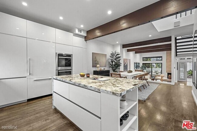 Foto del edificio - 2 br, 3 bath Townhome - 1574 Michael Ln