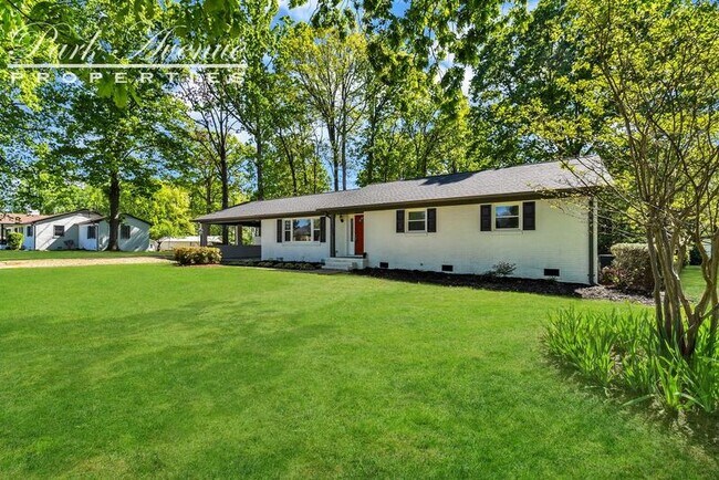 Building Photo - 5501 Rockwood Rd