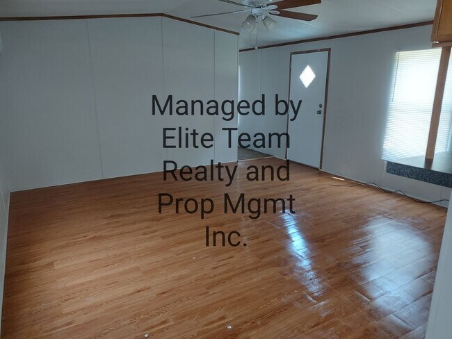 Foto del edificio - 3 bed 2 bath single wide Rock Hill...Avail...