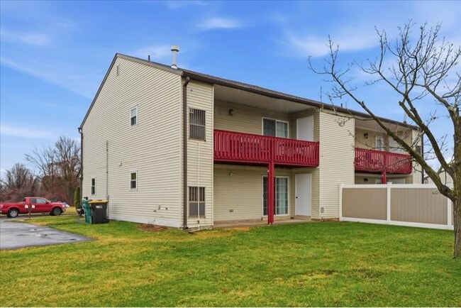 Photo - 4546 Rosemarie Dr Townhome