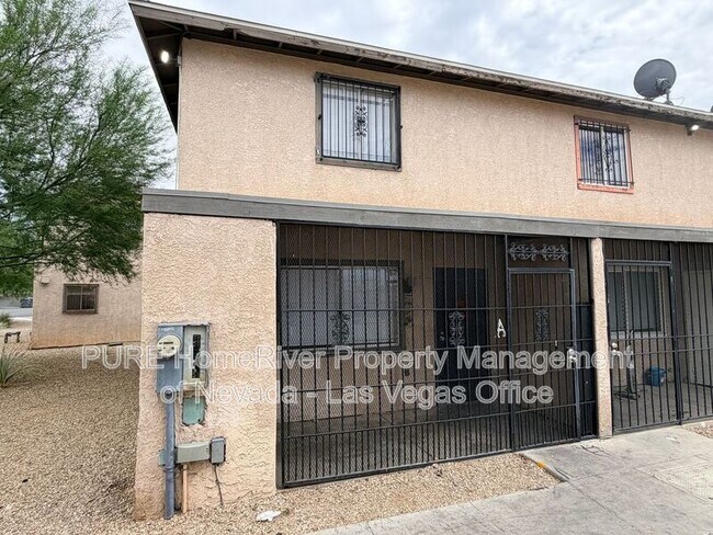 Foto del edificio - 3503 Rio Robles Dr