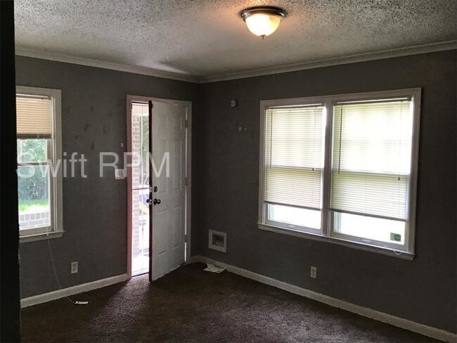 Building Photo - 4220 E. 69th St., Kansas City, MO, 64132