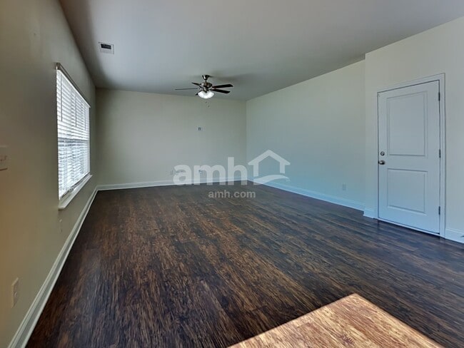 Building Photo - 3588 Okelly Dr