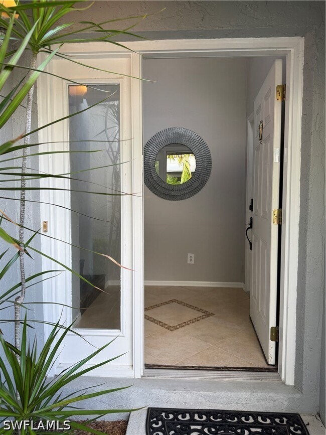 Foto del edificio - 2571 Citrus Lake Dr