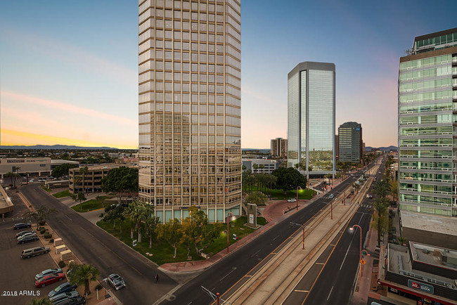 Foto del edificio - 3131 N Central Ave