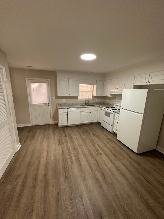 2108 Rouse Rd, Kinston, NC 28504 Townhome Rentals in Kinston NC