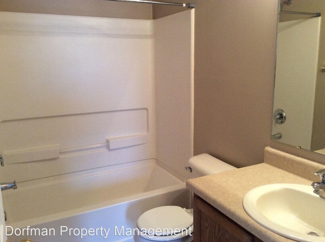 Building Photo - 4 br, 2.5 bath House - 2840 Rand Lane