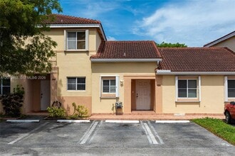Building Photo - 330 NW 114th Ave