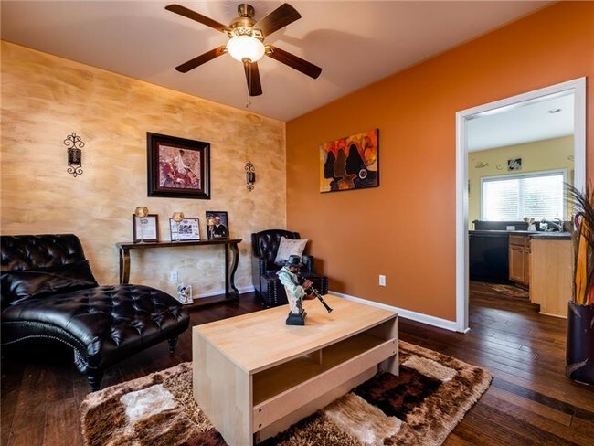 Building Photo - 4865 Brown Leaf Dr