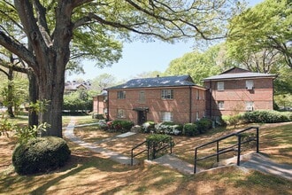 Building Photo - 1337 Briarwood Dr NE