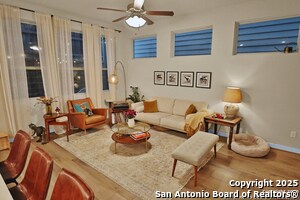 Foto del edificio - 6446 Babcock Rd