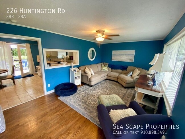 Photo - 226 Huntington Rd House