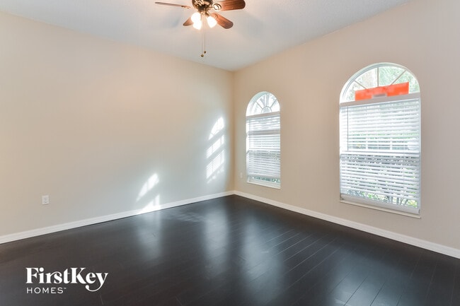 Foto del edificio - 3960 Andover Cay Blvd