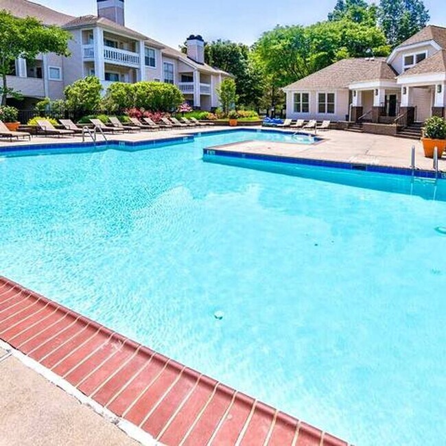 Foto del edificio - The Apartments at Pike Creek