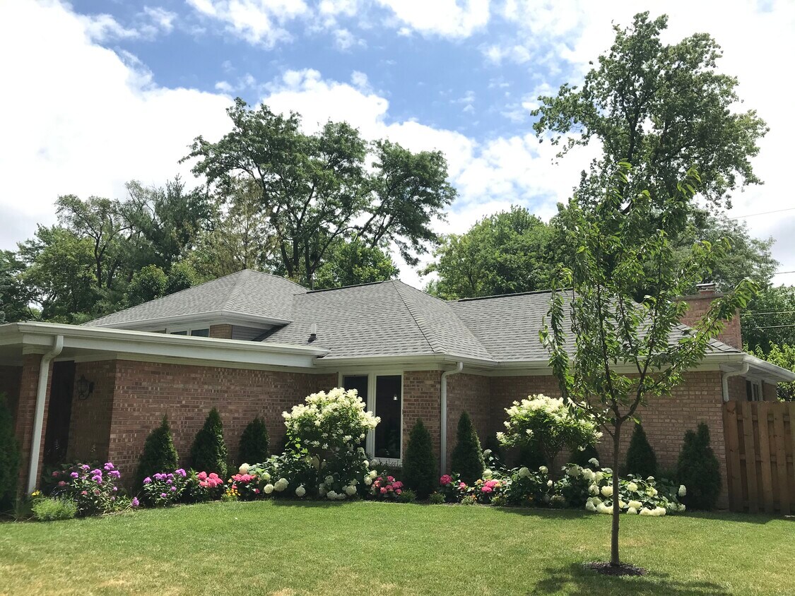 Primary Photo - 322 Beverly Dr