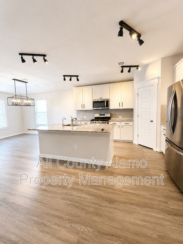 Building Photo - 10542 Francisco Way