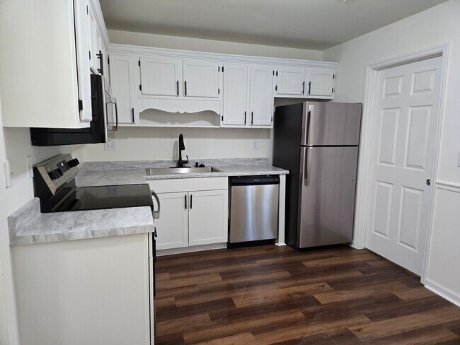 Foto del edificio - 1915 Tropicana Rd