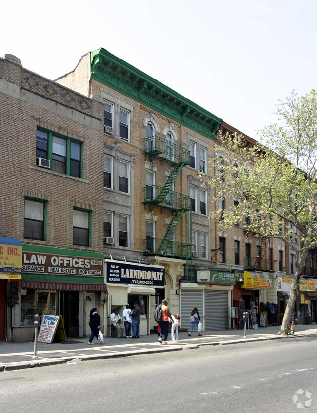 Foto del edificio - 864 Nostrand Ave